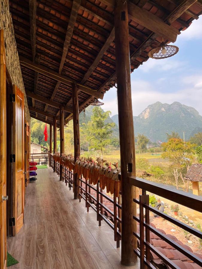 Tày Homestay Làng Đá Cổ Khuổi Ky- Bản Giốc Cao Bang Esterno foto