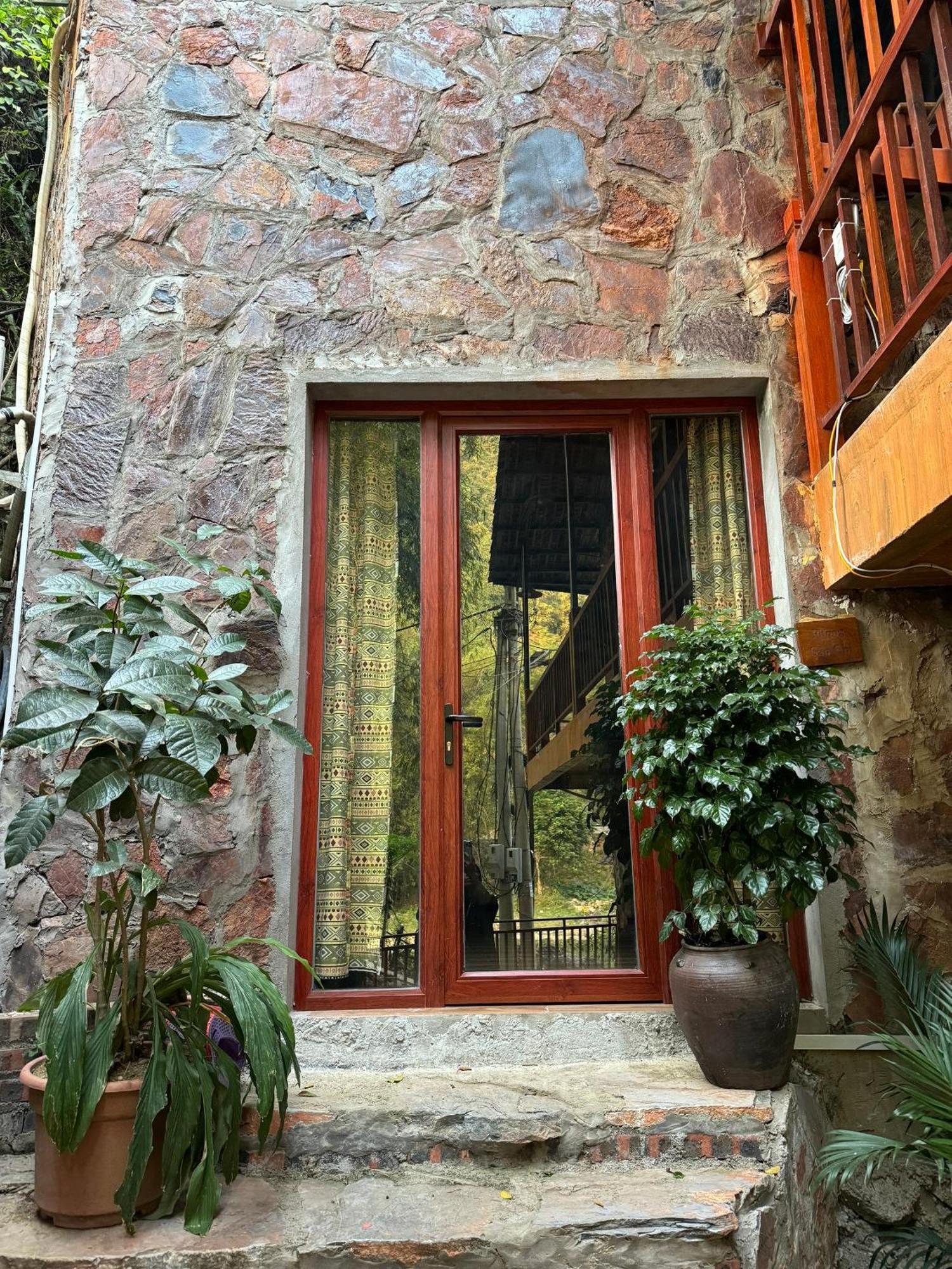 Tày Homestay Làng Đá Cổ Khuổi Ky- Bản Giốc Cao Bang Esterno foto